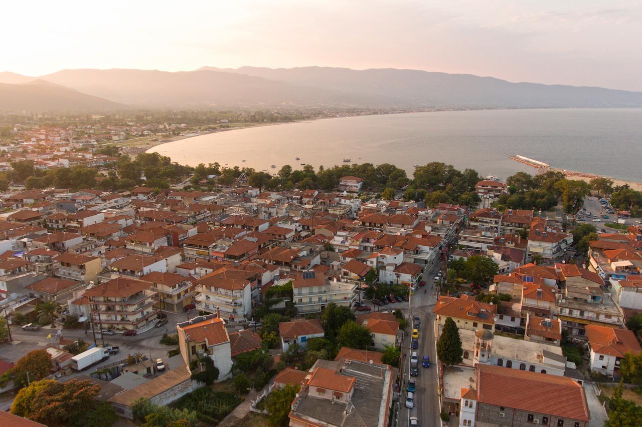 Alexander Inn Stavros  Luaran gambar